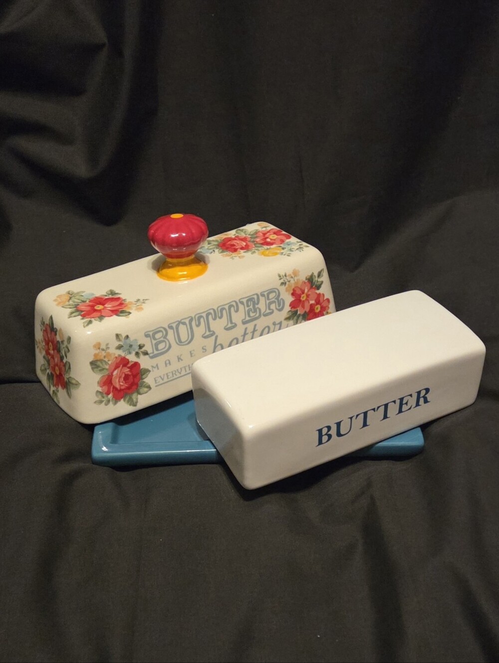 Pioneer Woman & Mainstays Farmhouse Turq White Ceramic Butter Dish 7x4" base